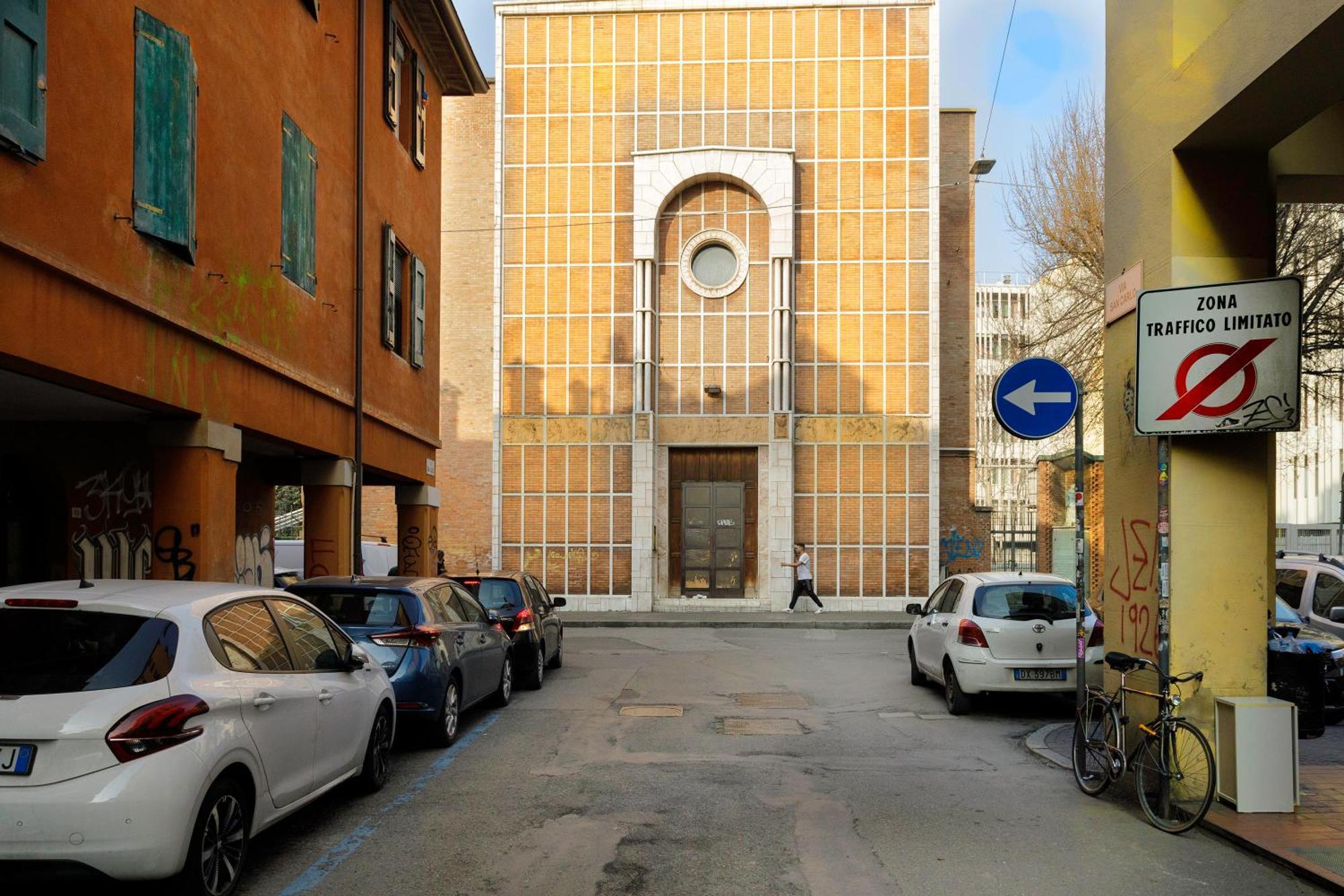 Saint Charles Apartment Болонья Екстер'єр фото