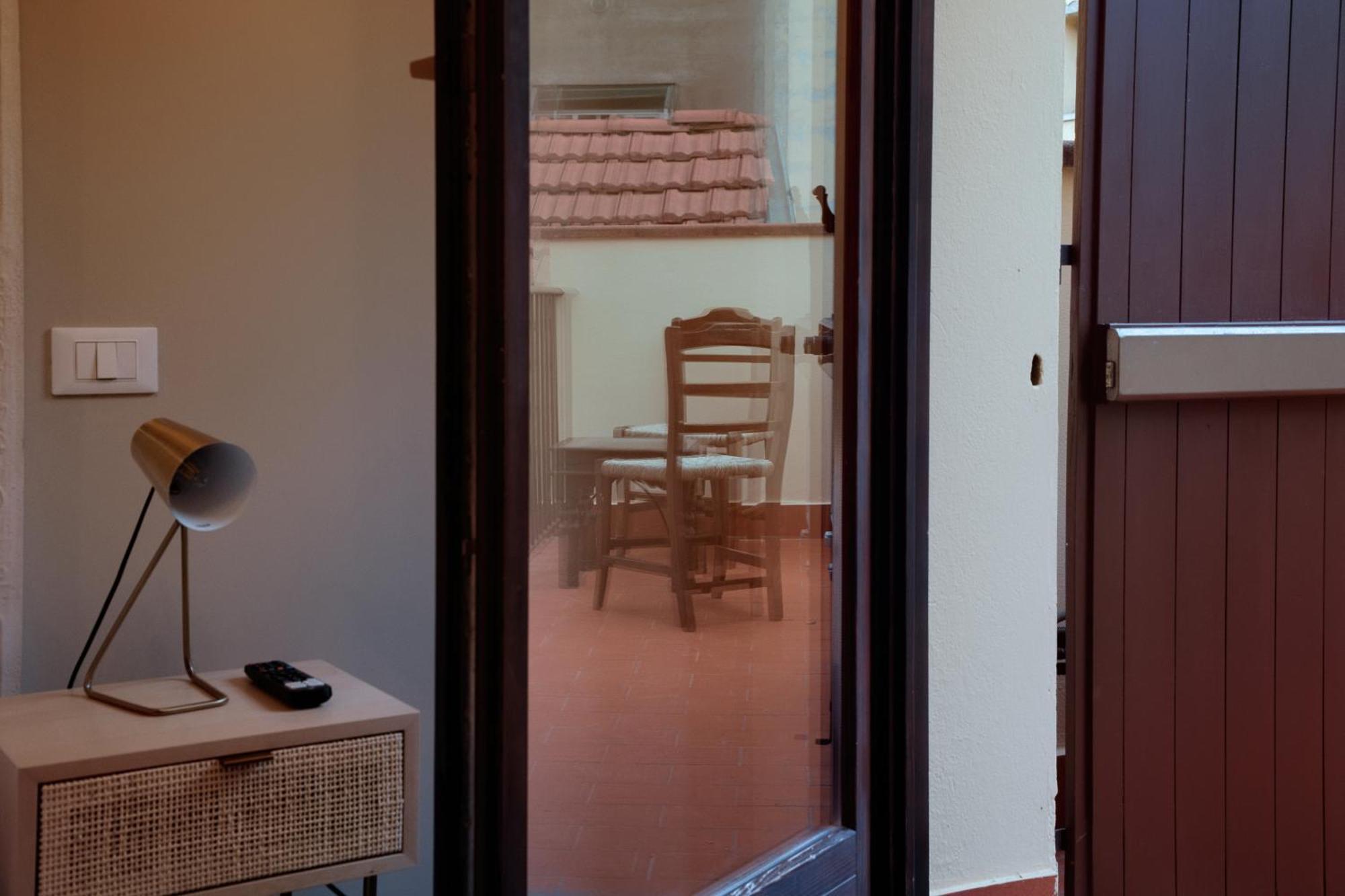 Saint Charles Apartment Болонья Екстер'єр фото